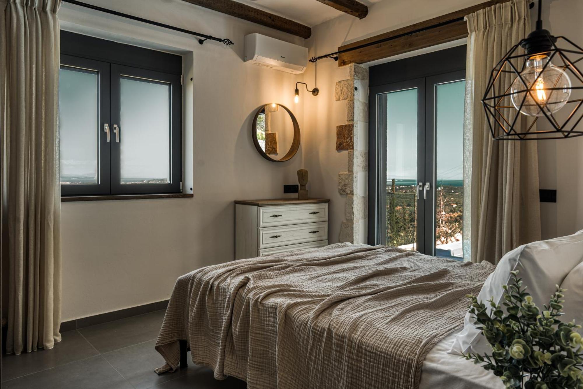 Villa Violet Private Stone *